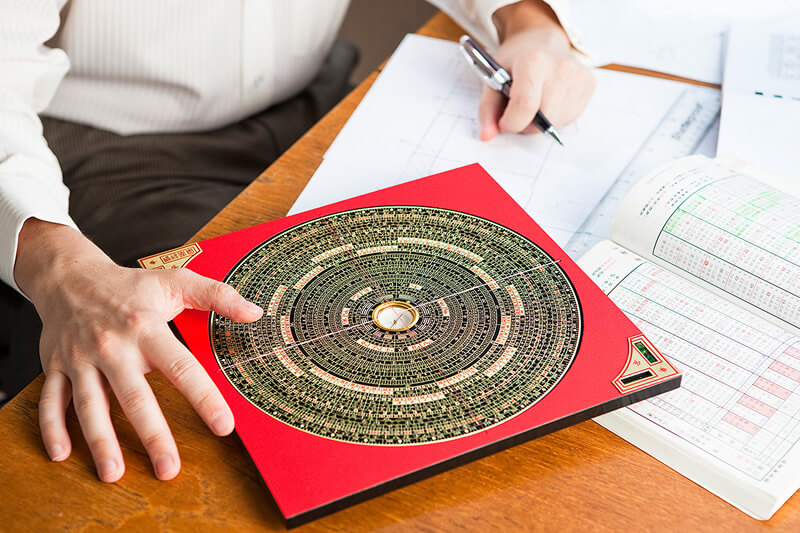 Professional Consulting Services With Free Feng Shui Analysis
